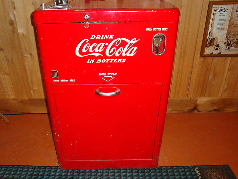 Antique COCA COLA Soda Machine Original VENDO Good Working Condition 