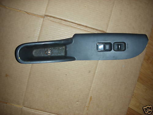 2000 NISSAN QUEST VILLAGER R/F PASS. WINDOW SWITCH #G32  