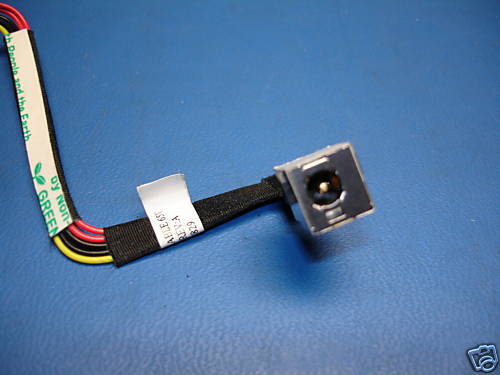 NEW OEM Compaq C700 A900 DC in Power Jack DC301002B00  