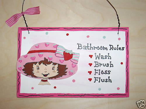 WOOD CRAFT STRAWBERRY SHORTCAKE BATHROOM WALL HANGING  