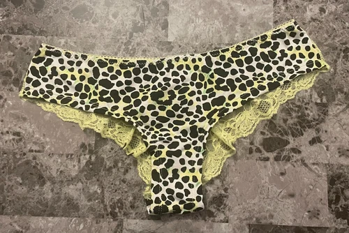 Poliéster Mujer Charlotte Russe