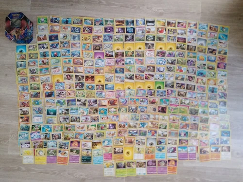 Cartes full art pokémon JCC pikachu à l'unité de jeux de cartes à collectionner
