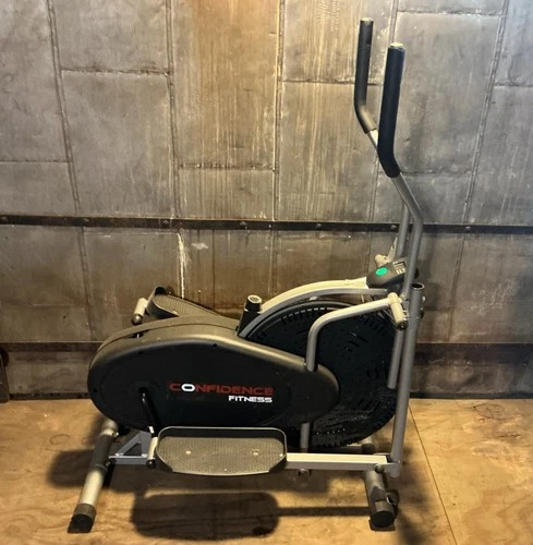 Máquinas elípticas Confidence Fitness