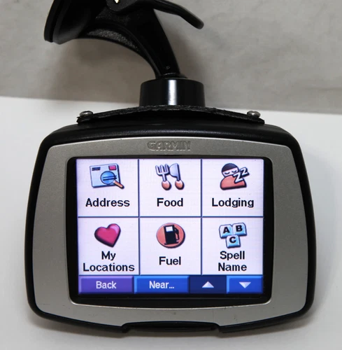 Garmin Silber tragbare Navigationsgeräte fürs Auto