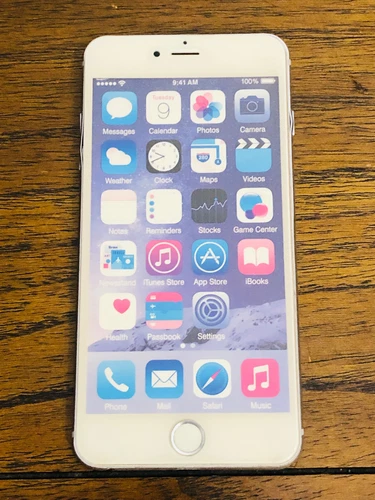 Teléfono celular Apple muestra