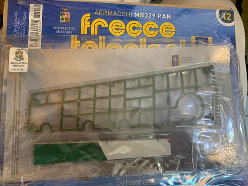 Modellini statici di aerei e veicoli spaziali Scala 1:2 per MB