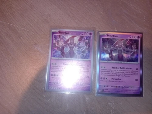 Cartes pokémon JCC mewtwo à l'unité de jeux de cartes à collectionner
