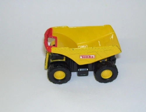 Pressed Steel 2006 Vehicle Year Contemporary Manufacture Diecast Construction Equipment