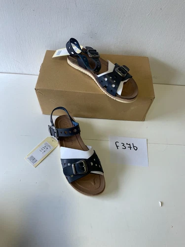 Sandalias y chanclas de mujer azules Mustang