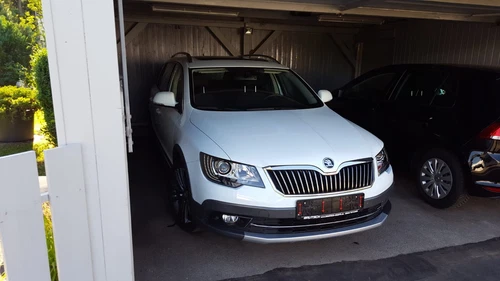 Diesel Automobile Automatik Schiebedach