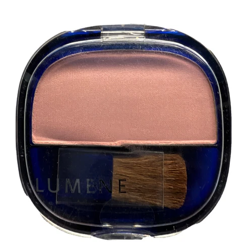 Lumene solo se sonroja