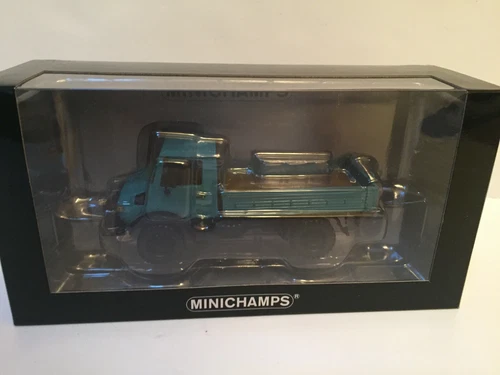 MINICHAMPS Mercedes-Benz Contemporary Manufacture Diecast Trucks