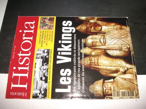 Revues d'histoire et politique standards en latin