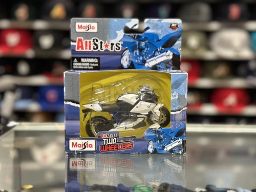 Plástico Maisto All Stars 1:8 vehículos diecast y de juguete