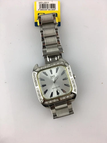 Q&Q Square Wristwatches