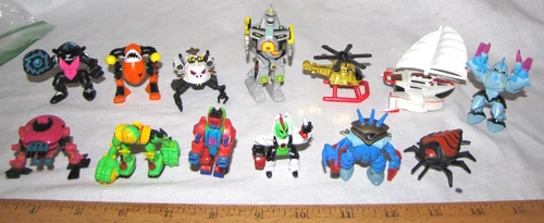 Galoob Boys & Girls Toy Soldiers